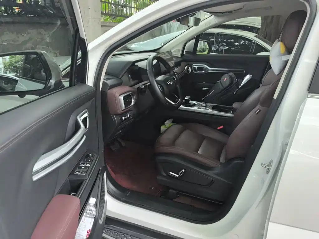 Geely Haoyue — миниатюра 14