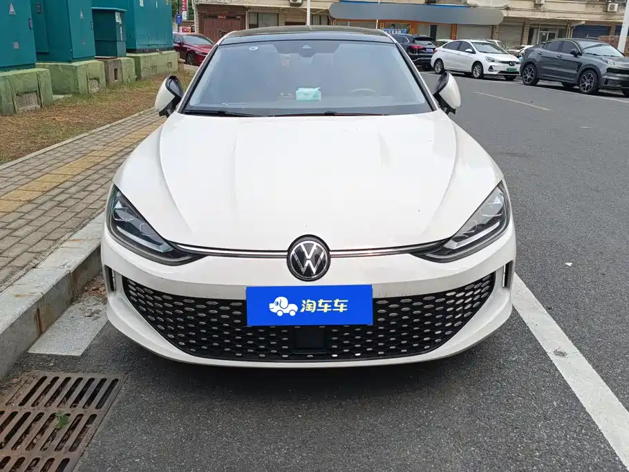 Volkswagen Lamando — миниатюра 2