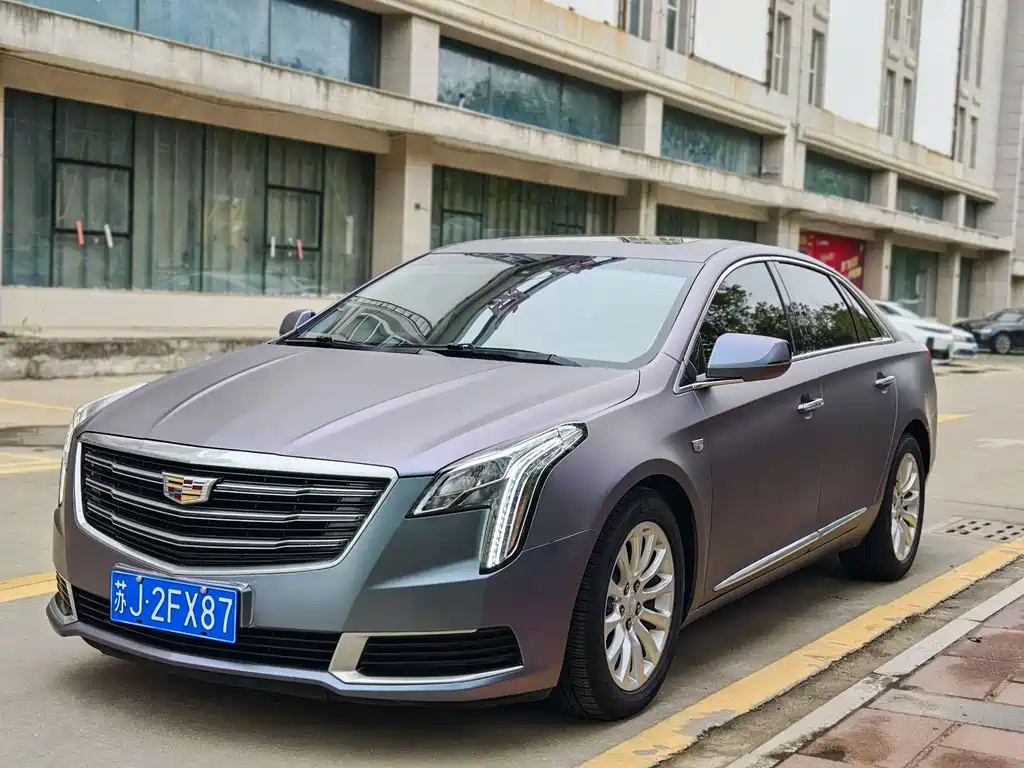 CADILLAC XTS