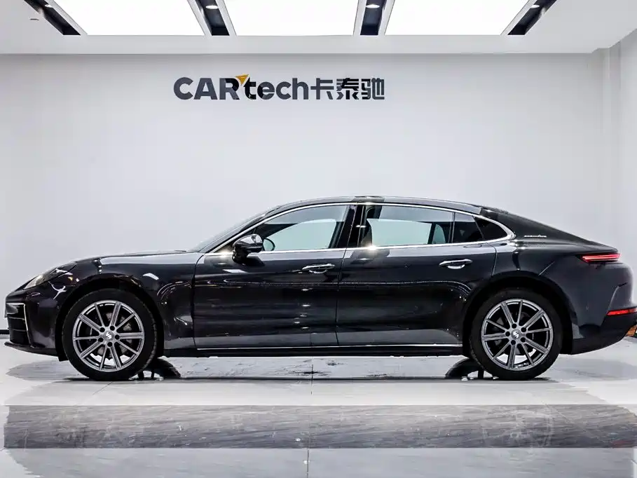 Porsche Panamera — миниатюра 3