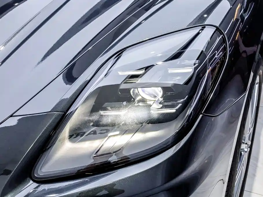 Porsche Panamera — миниатюра 36