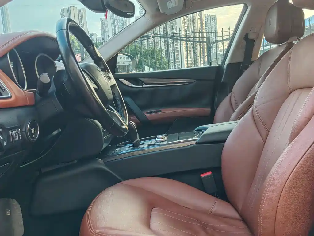 Maserati Ghibli — миниатюра 4