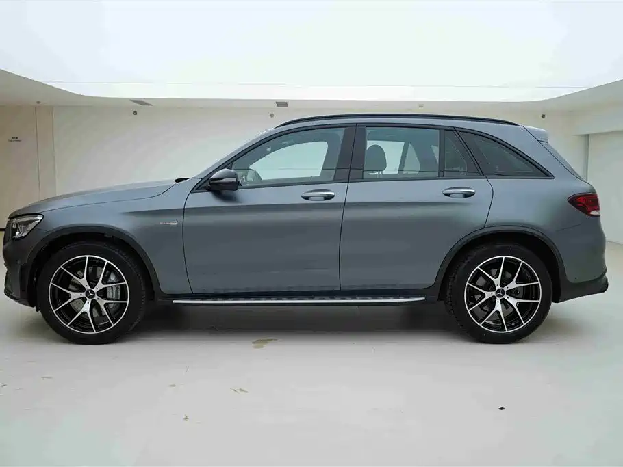 Mercedes-Benz GLC AMG