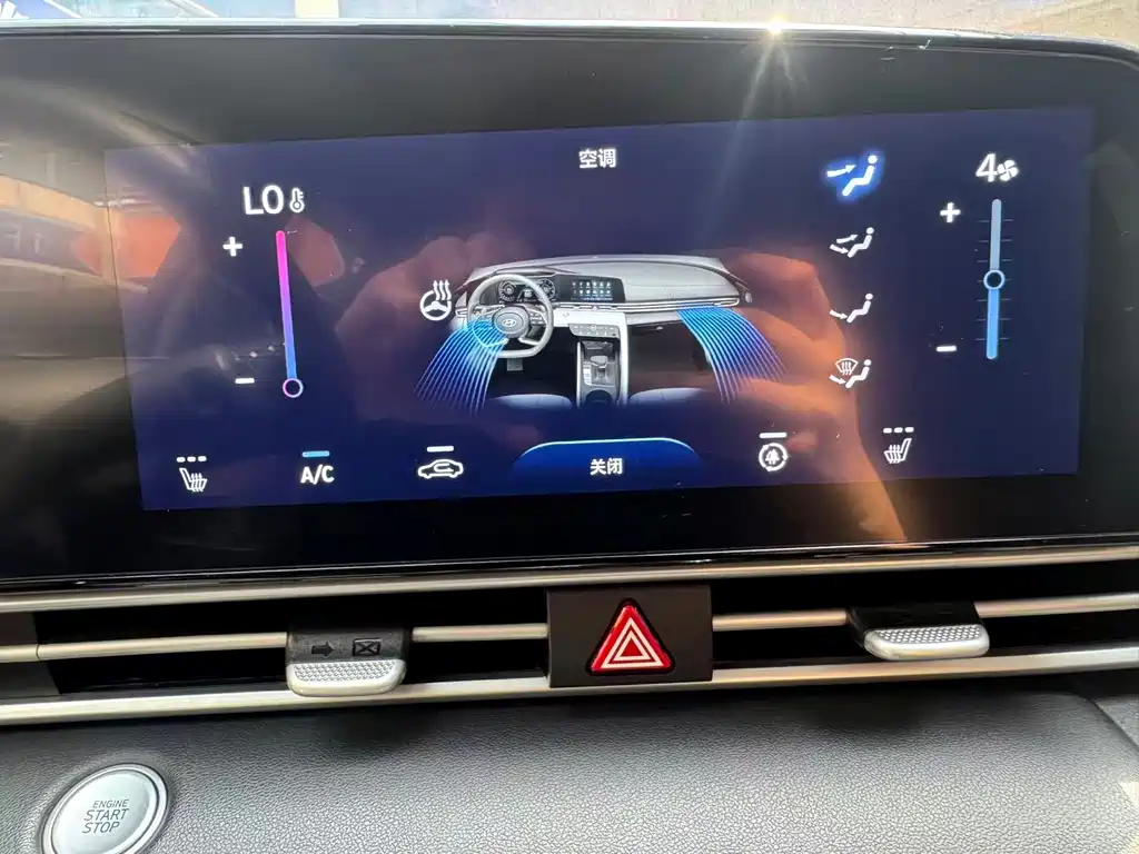 Hyundai Elantra — миниатюра 17