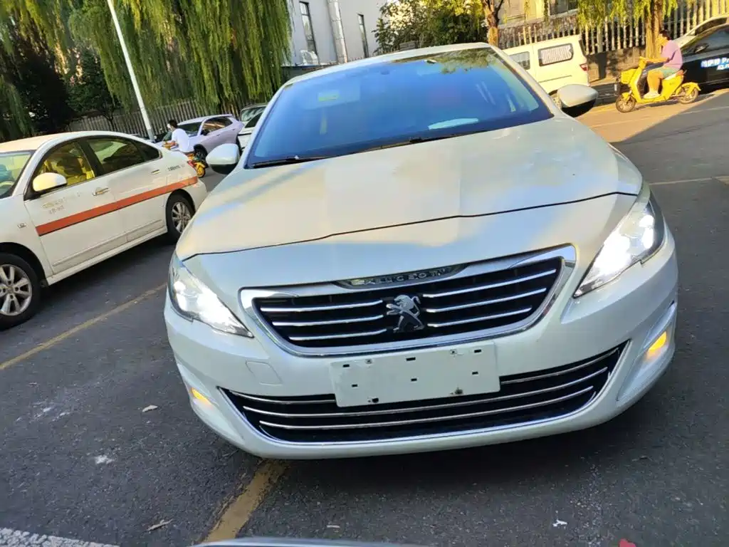 Peugeot 408 — миниатюра 3