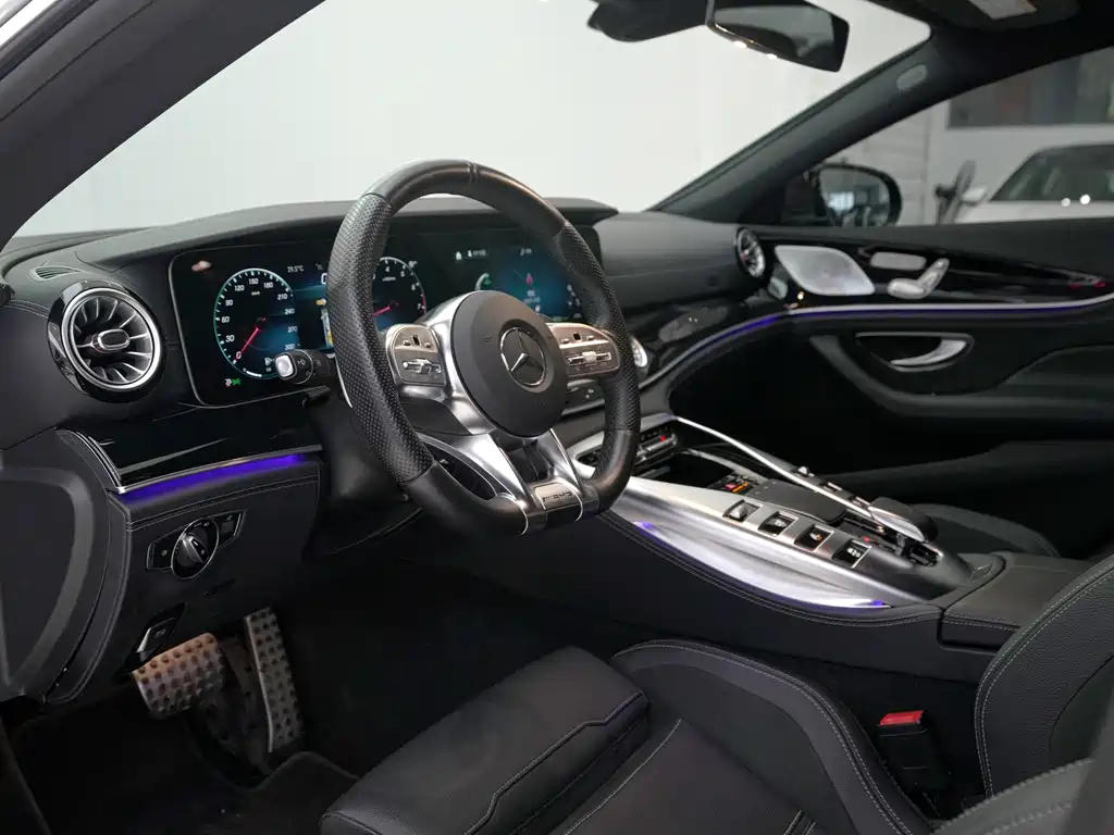 MERCEDES-BENZ AMG GT