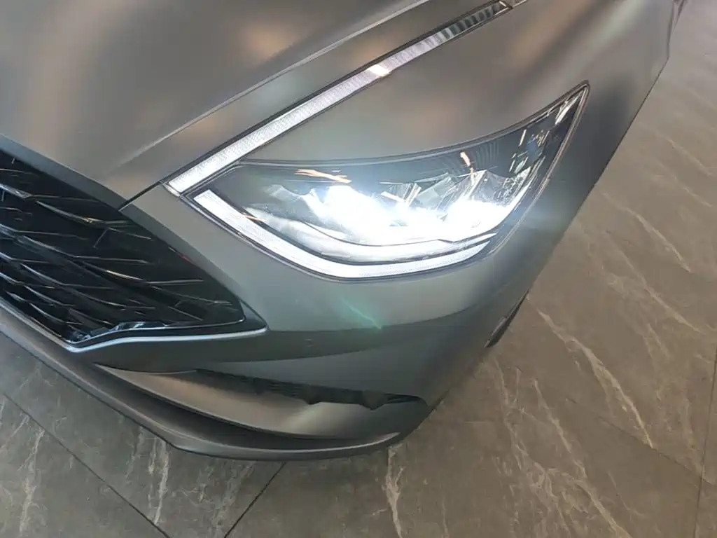 Hyundai Sonata — миниатюра 24