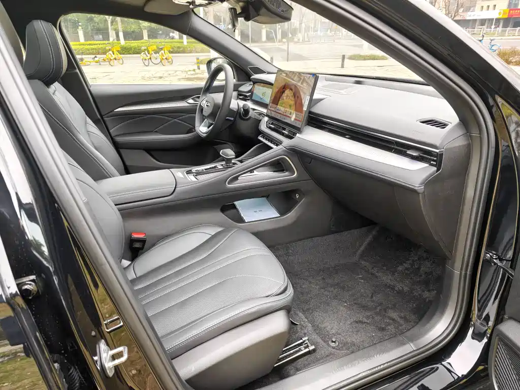 GEELY AUTOMOBILE XINGRUI