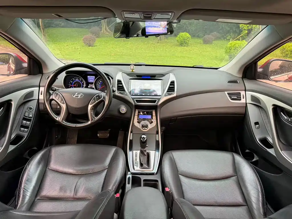 Hyundai Elantra Langdong — миниатюра 7