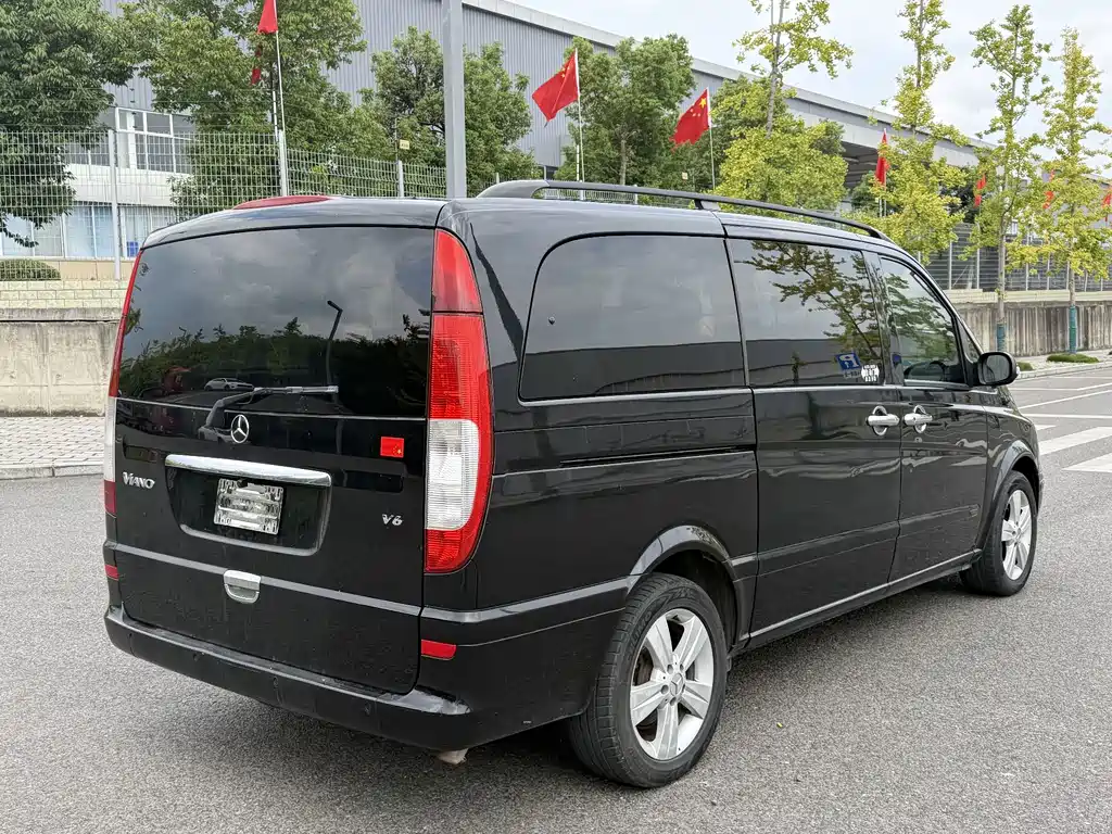 Mercedes-Benz Viano — миниатюра 6