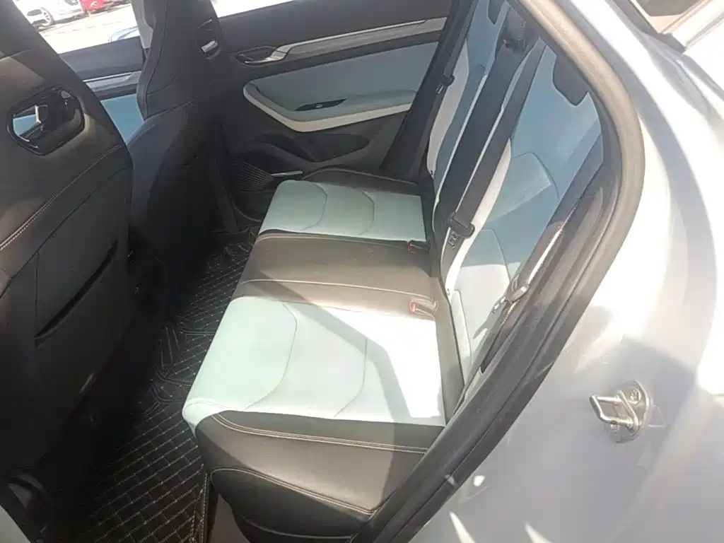 Geely Emgrand S — миниатюра 17