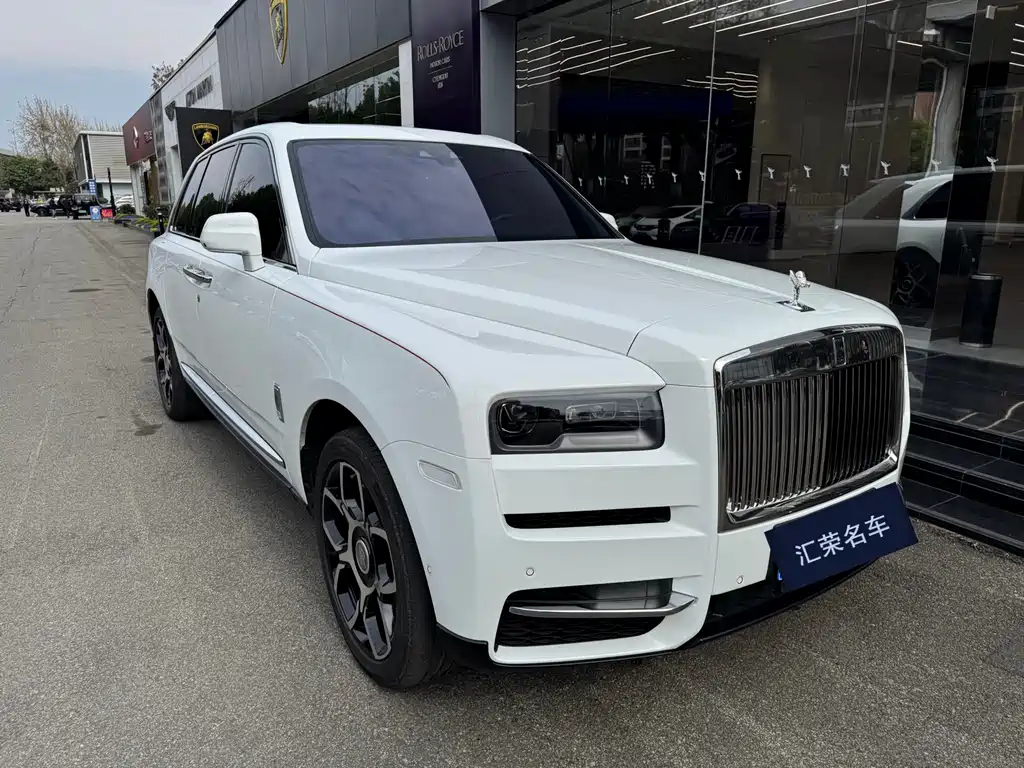 Rolls-Royce Cullinan 2021