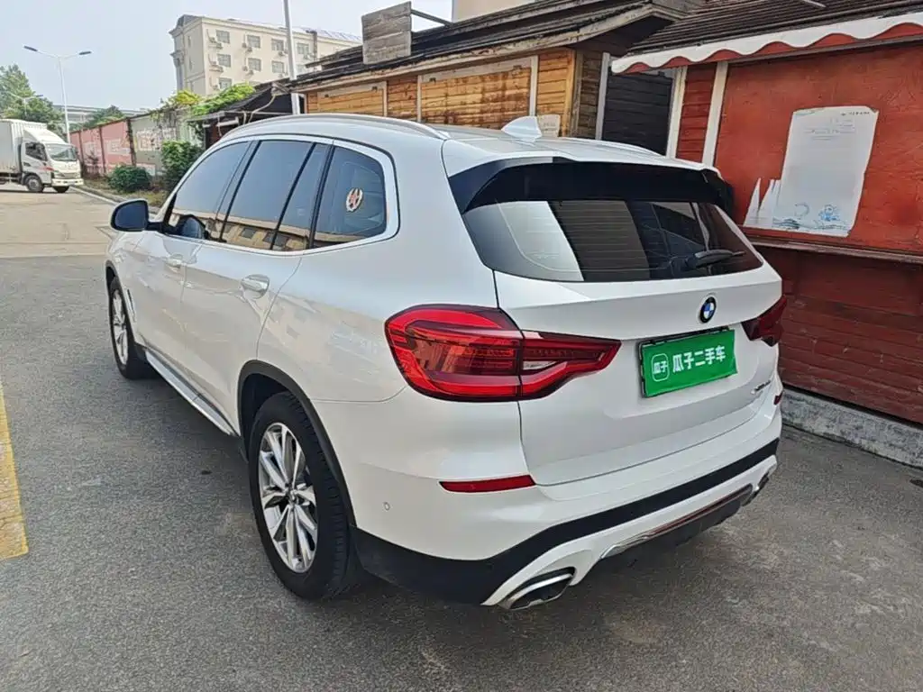 BMW X3 — миниатюра 5