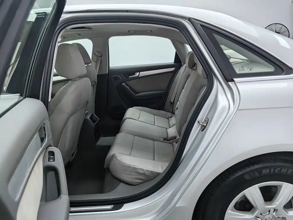 Audi A4L — миниатюра 15