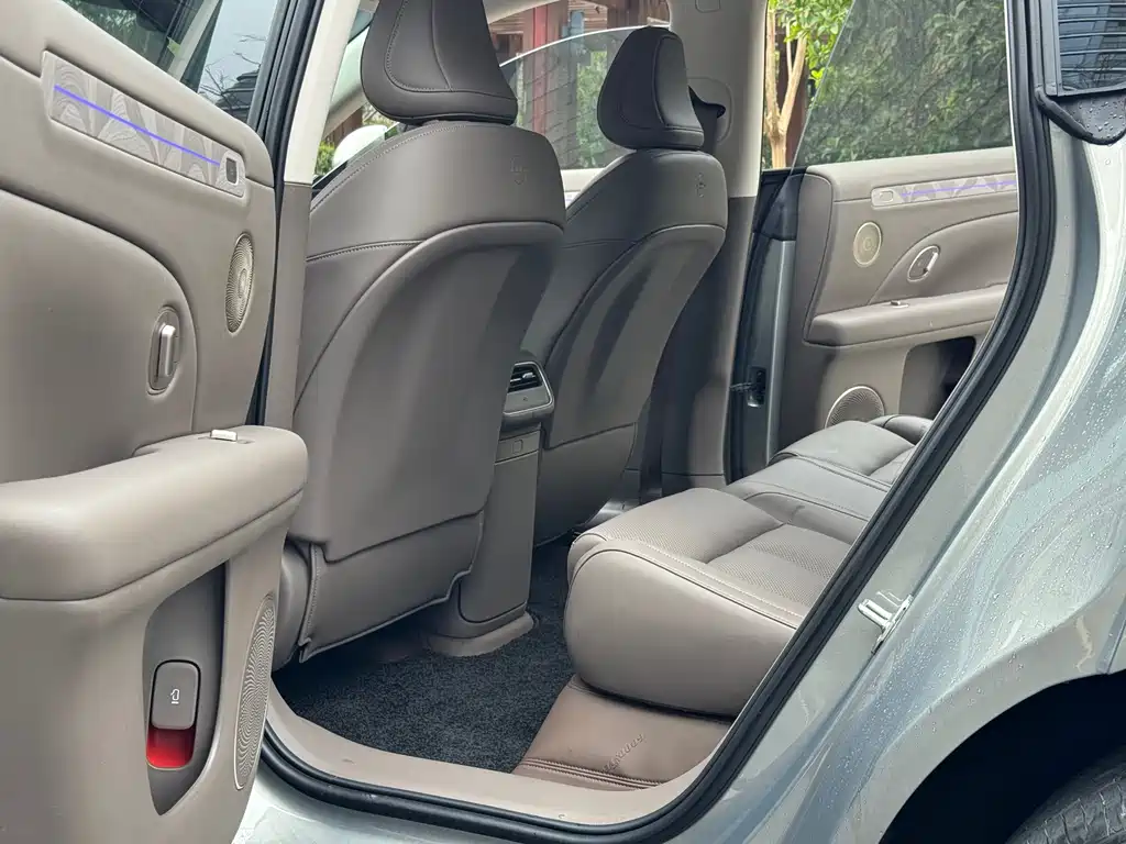 ZHIJI AUTOMOBILE ZHIJI LS6