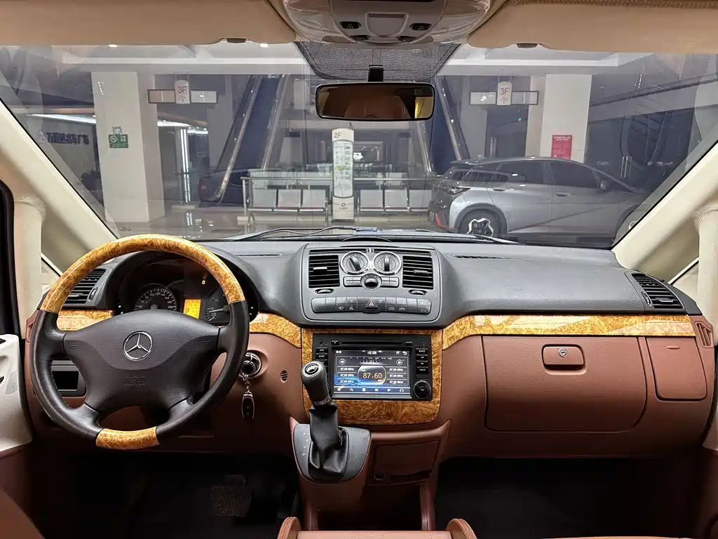 Mercedes-Benz Vito — миниатюра 6