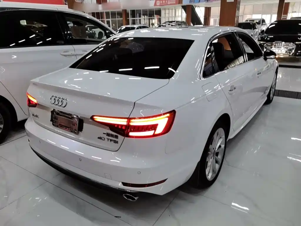 Audi A4L — миниатюра 7