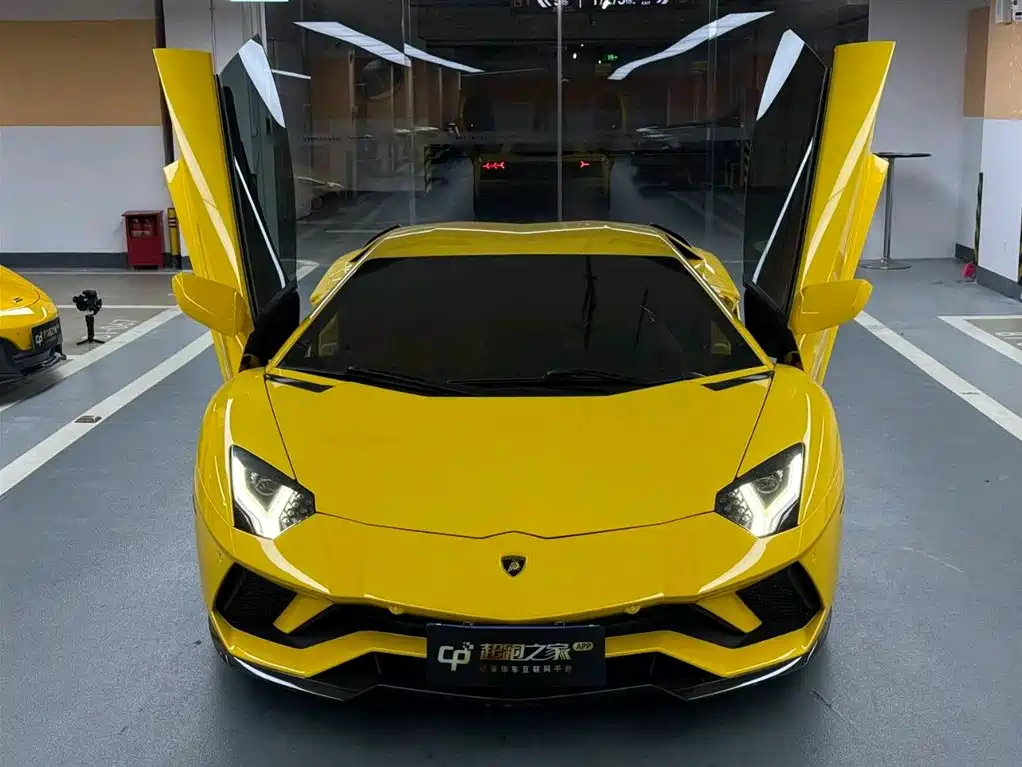 Lamborghini Aventador 2017 Aventador S