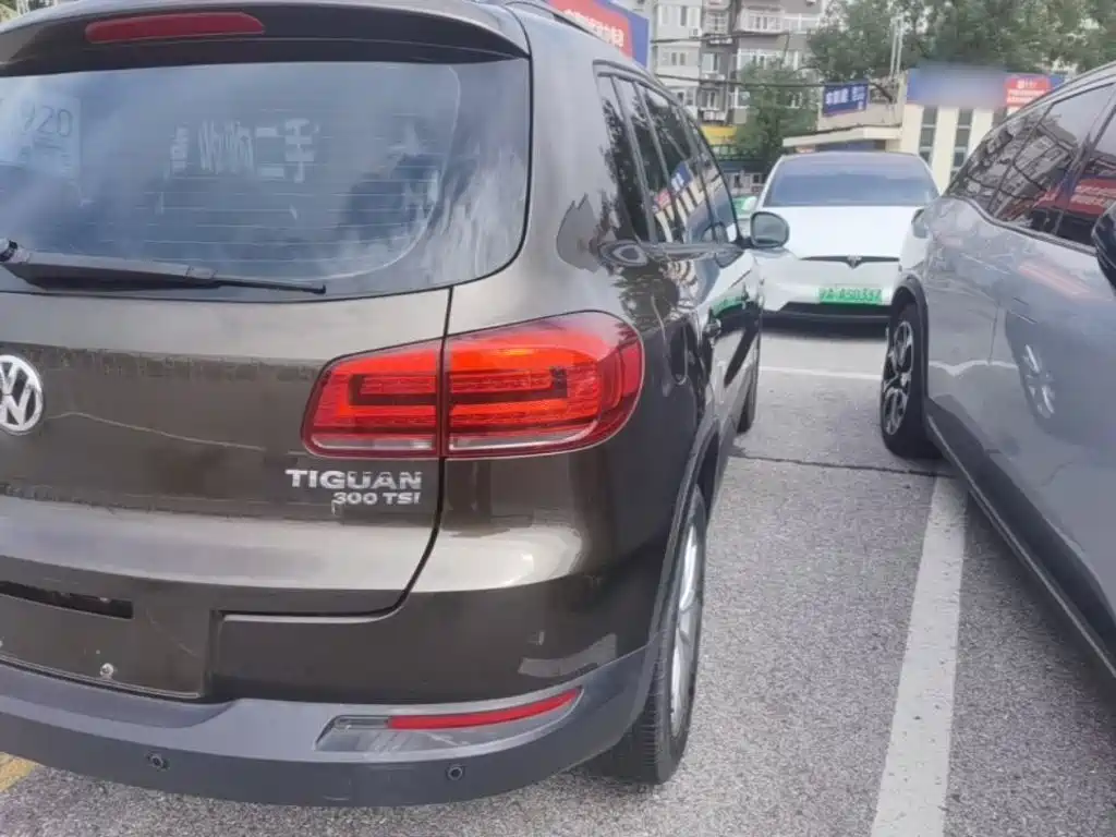 Volkswagen Tiguan — миниатюра 8