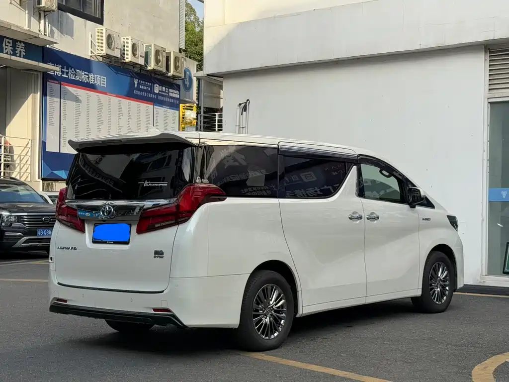 TOYOTA ELFA