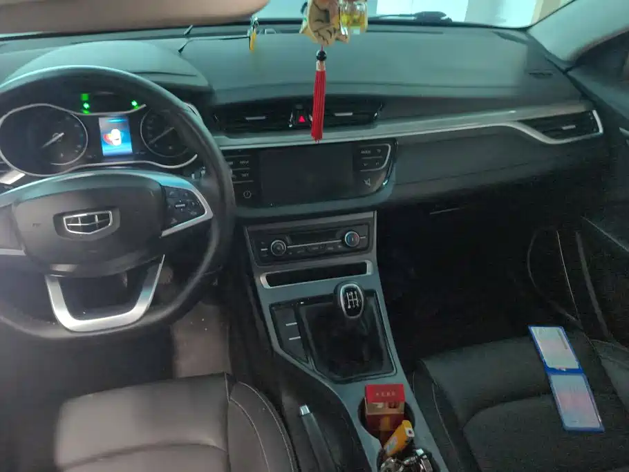Geely Emgrand — миниатюра 13