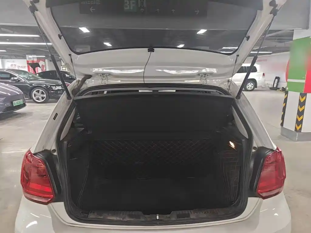 Volkswagen Polo — миниатюра 19