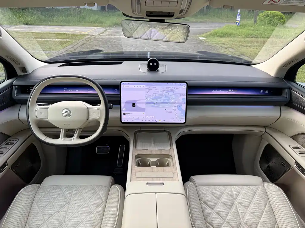 NIO ES8 — миниатюра 9