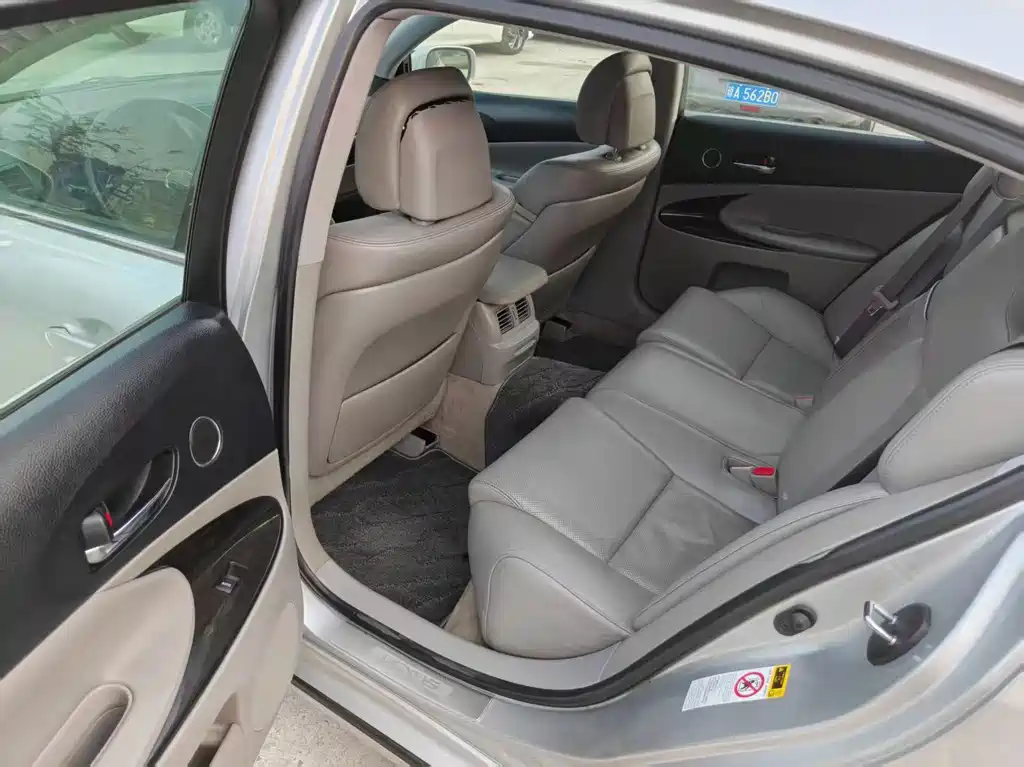 Lexus GS — миниатюра 6