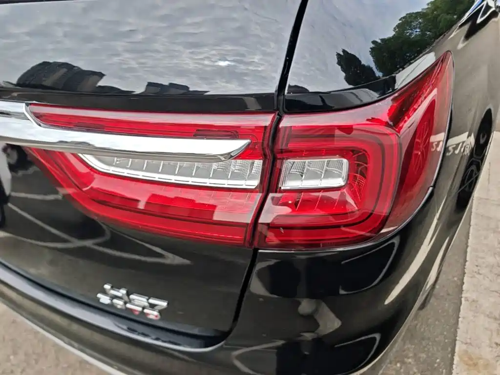 Hongqi Hongqi HS7 — миниатюра 8