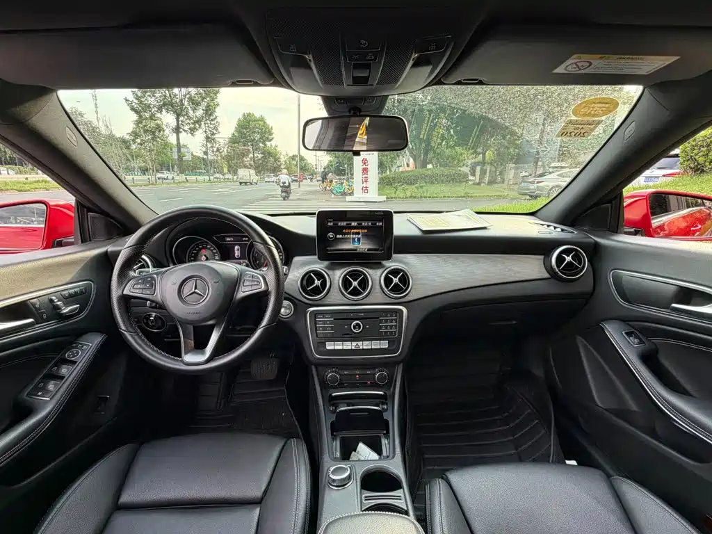 Mercedes-Benz CLA (Import) — миниатюра 13