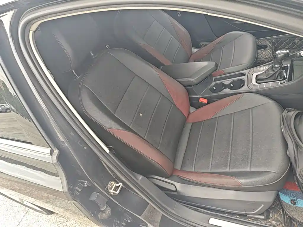 Volkswagen Bora — миниатюра 25