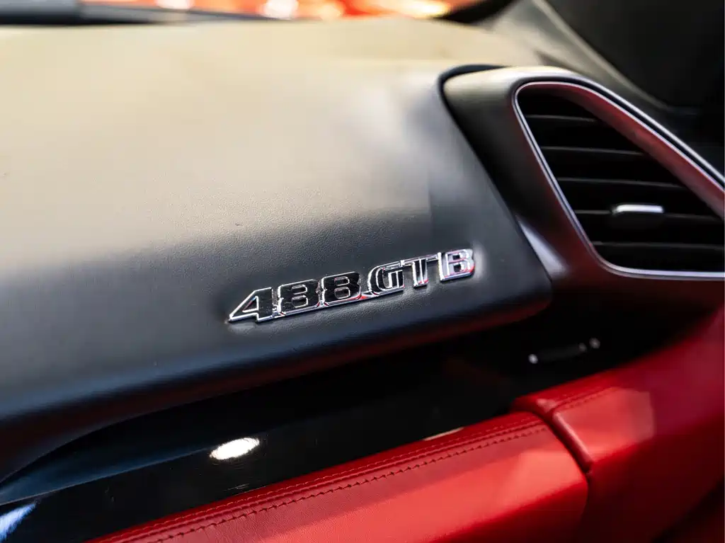 Ferrari 488 — миниатюра 21