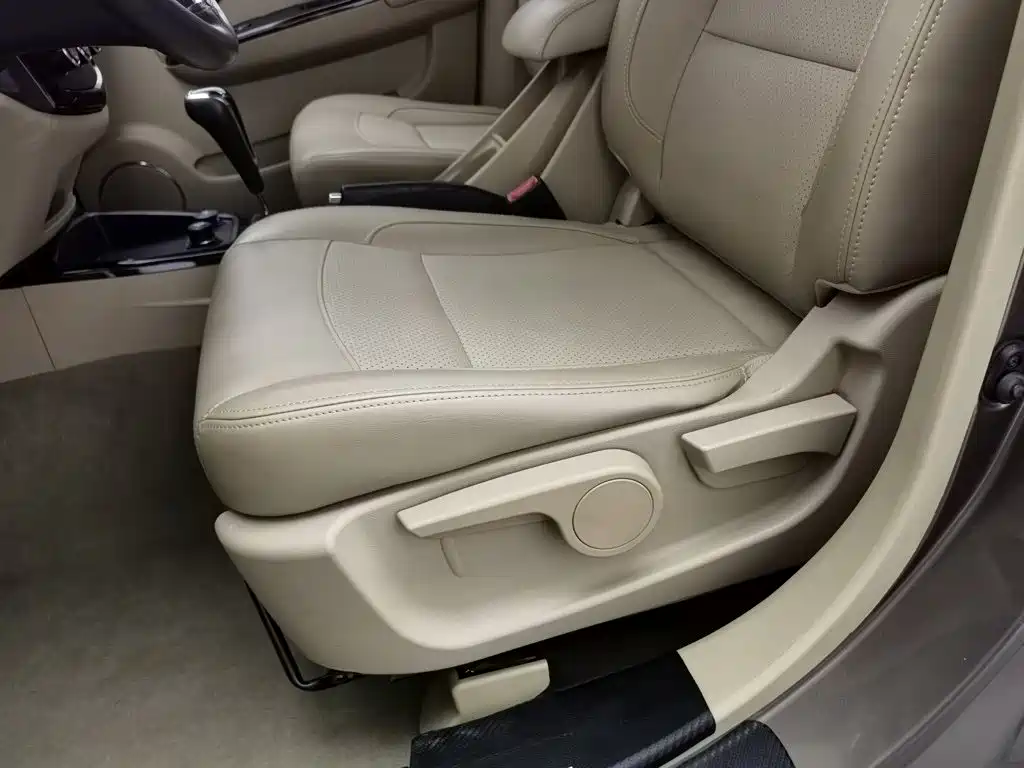 Wuling Hongguang — миниатюра 20
