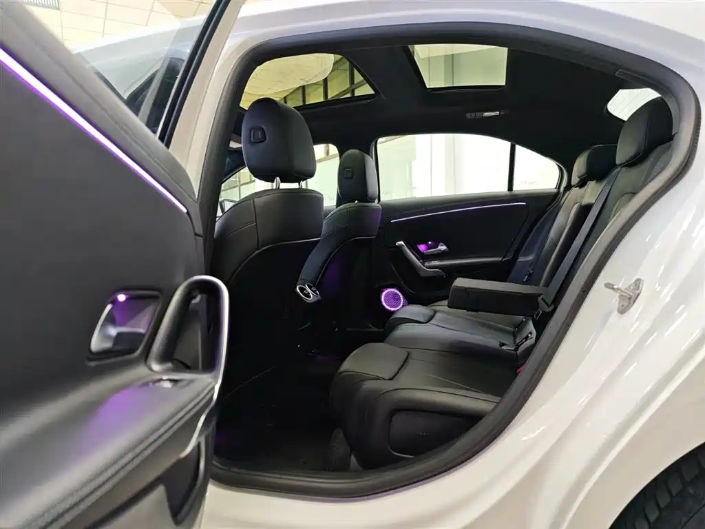 MERCEDES-BENZ A CLASS