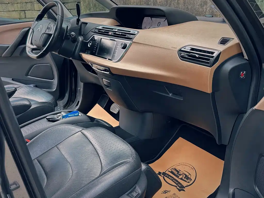 Citroen C4 Picasso — миниатюра 11