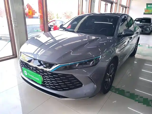 2025 BYD Qin