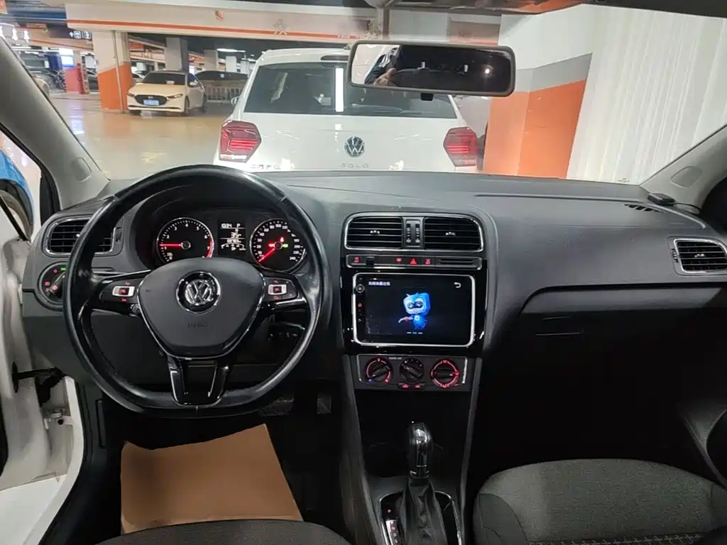 Volkswagen Polo — миниатюра 10