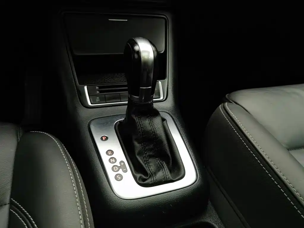 Volkswagen Tiguan — миниатюра 13