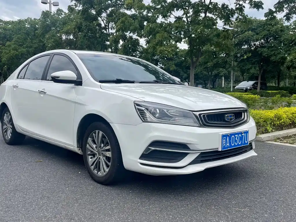 Geely Emgrand — миниатюра 3
