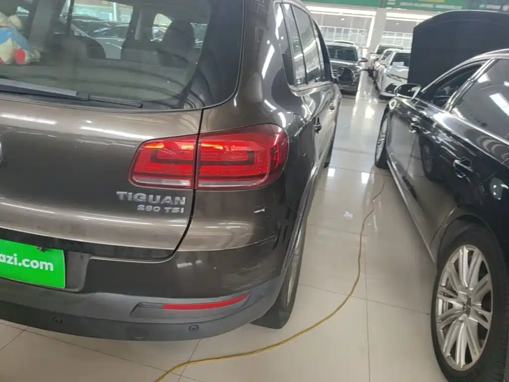 Volkswagen Tiguan — миниатюра 8