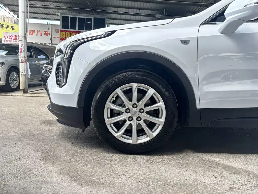 Cadillac XT4 — миниатюра 12