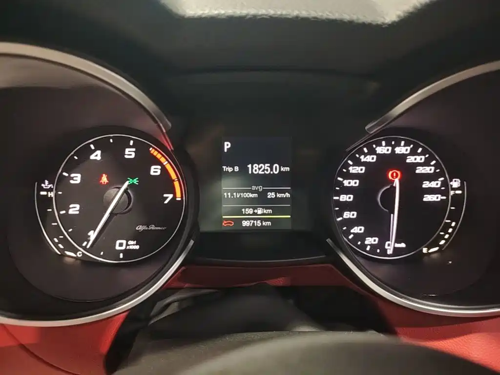 Alfa Romeo Stelvio — миниатюра 12