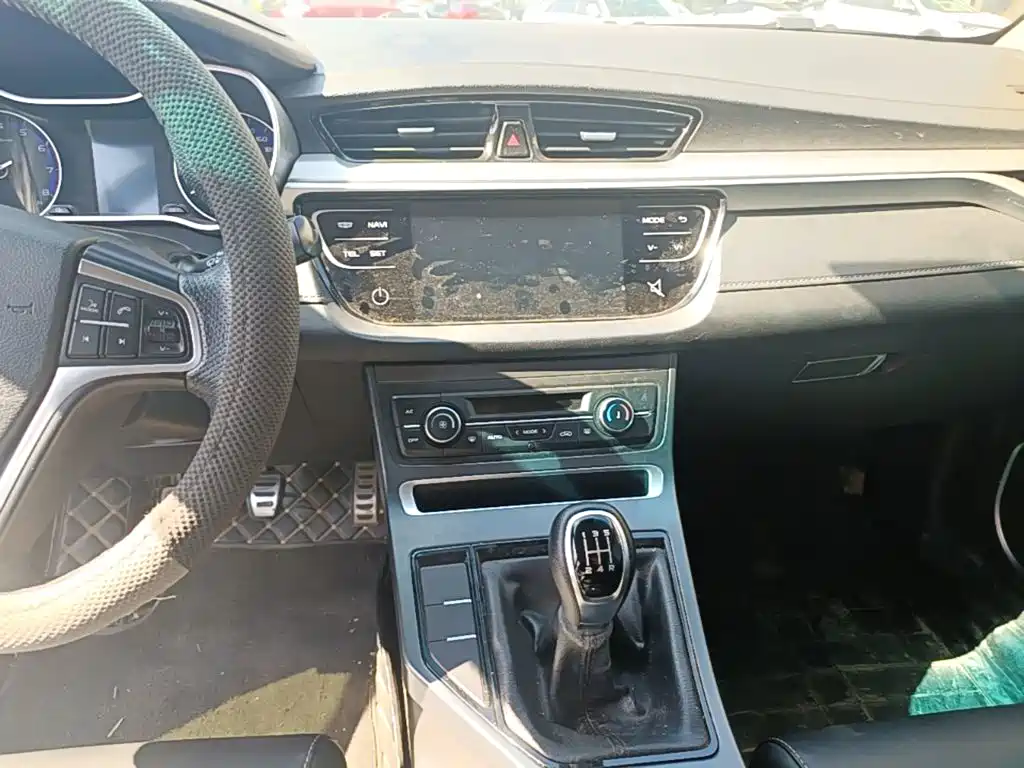 Geely Vision S1 — миниатюра 13