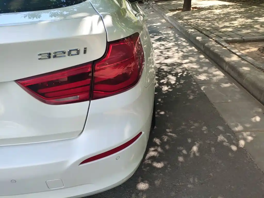 BMW 3 Series GT — миниатюра 8