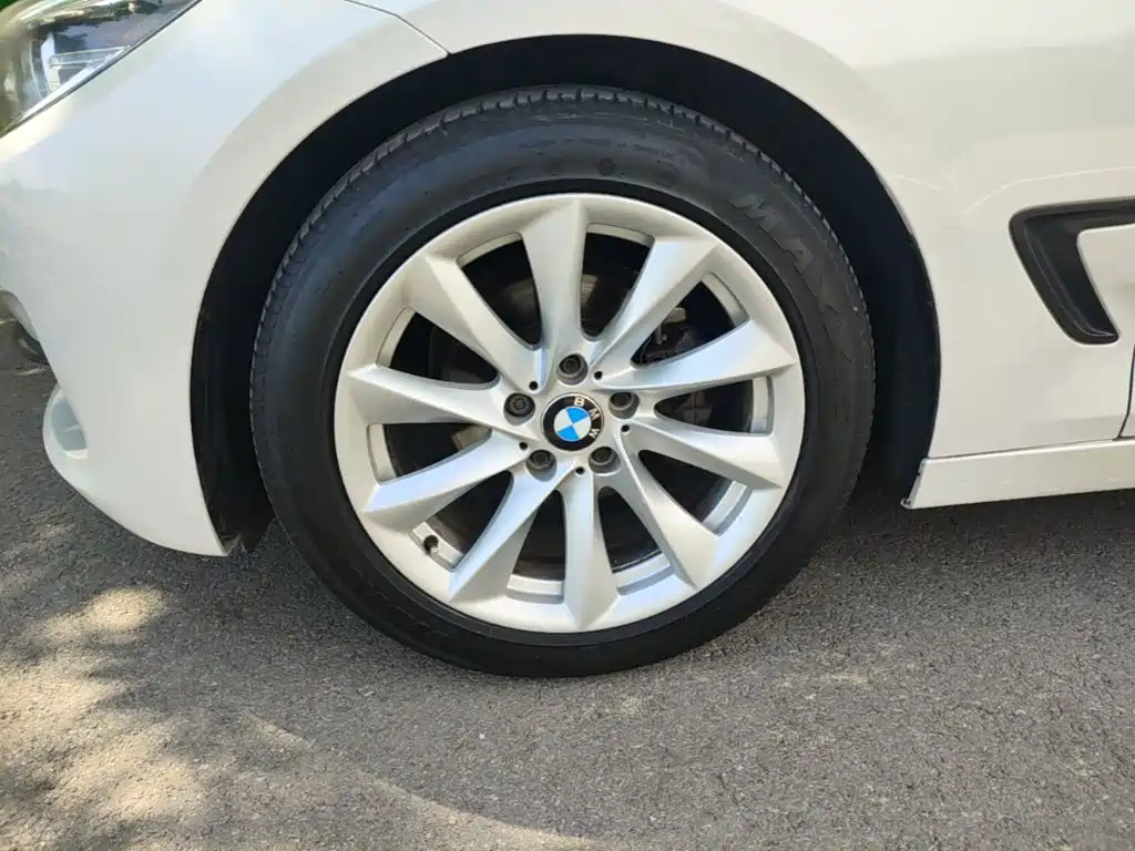 BMW 3 Series GT — миниатюра 23