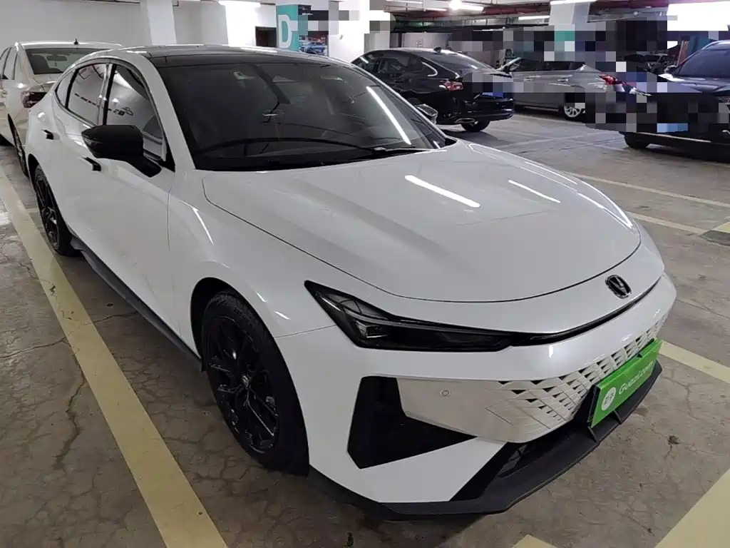 Changan UNI-V — миниатюра 4