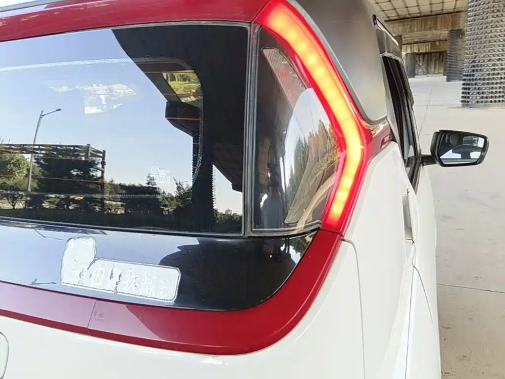 Baojun E200 — миниатюра 8