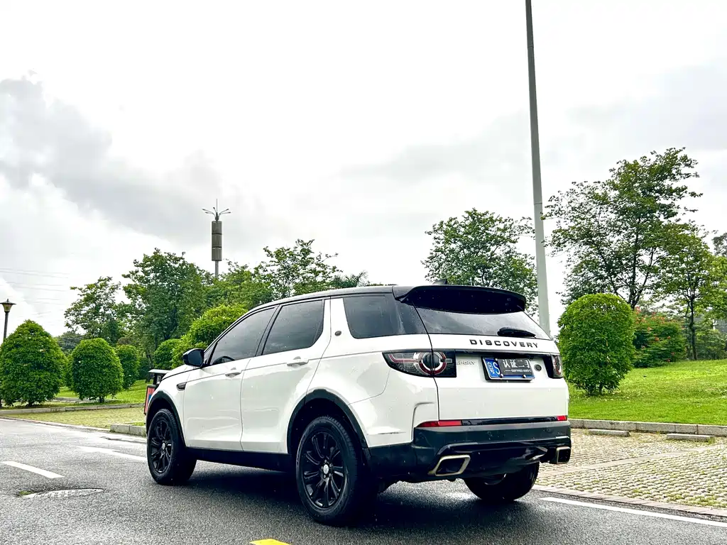 Land Rover Discovery Sport — миниатюра 6