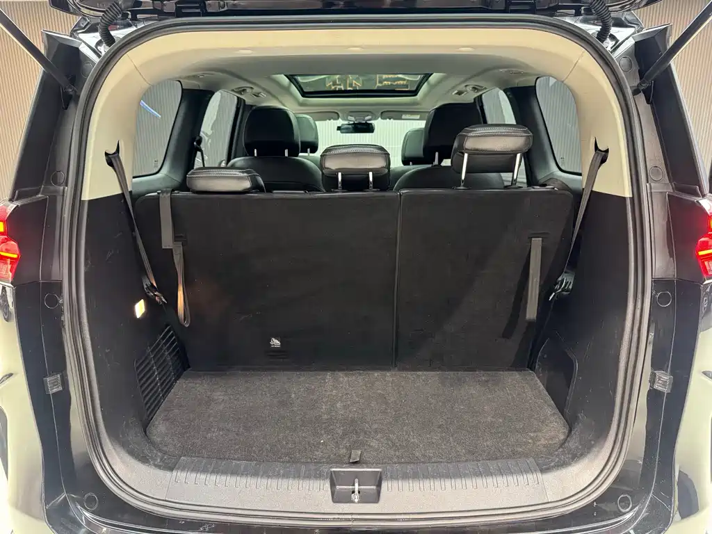 SAIC MAXUS CHASE G50