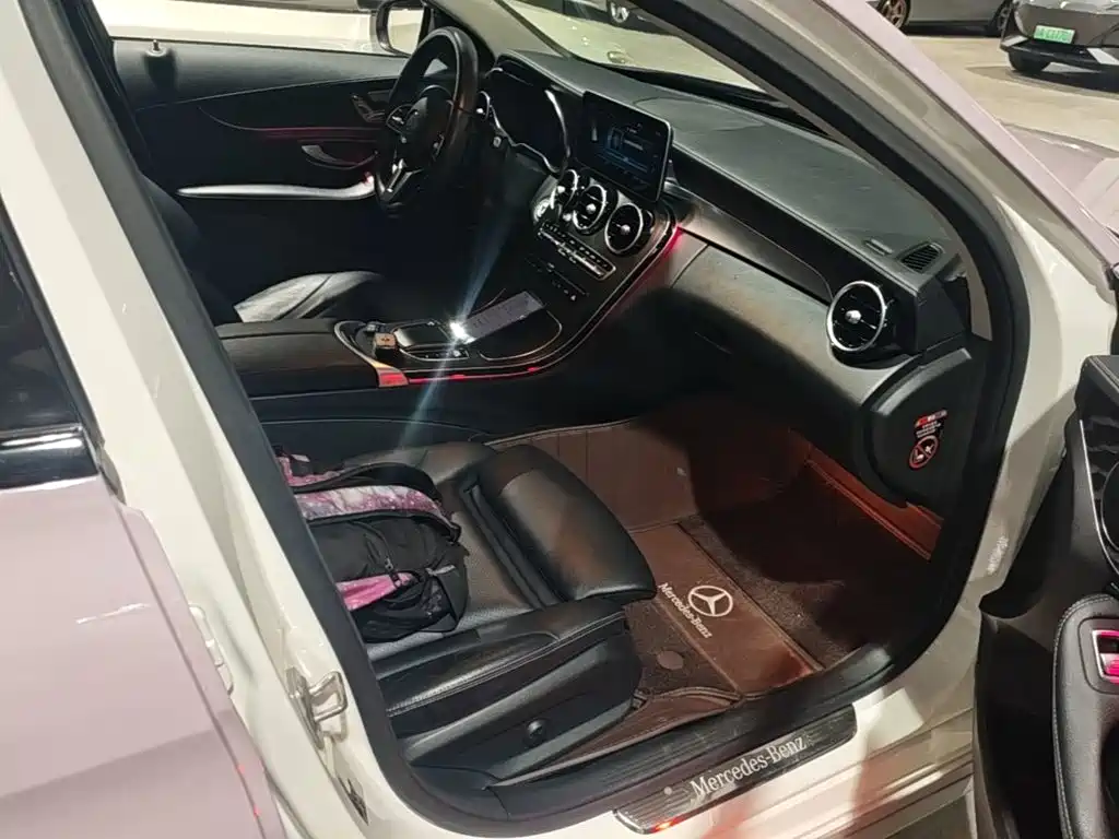 Mercedes-Benz C-Class — миниатюра 25